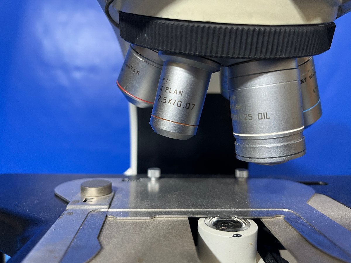 Leica DM2500 Microscope [k1197969614]