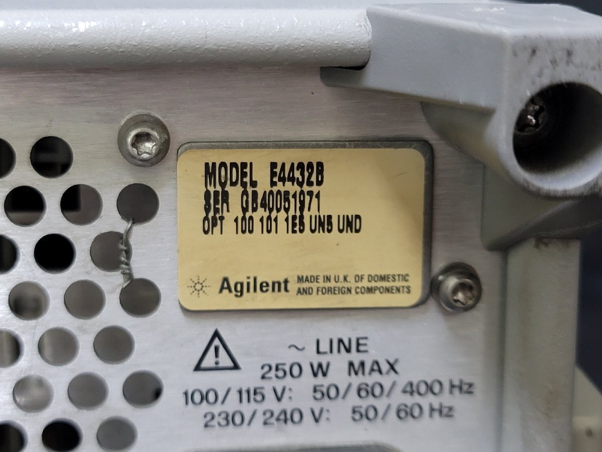 Agilent E4432B Digital RF Signal Generator 250kHz-3GHz [g1198597099]