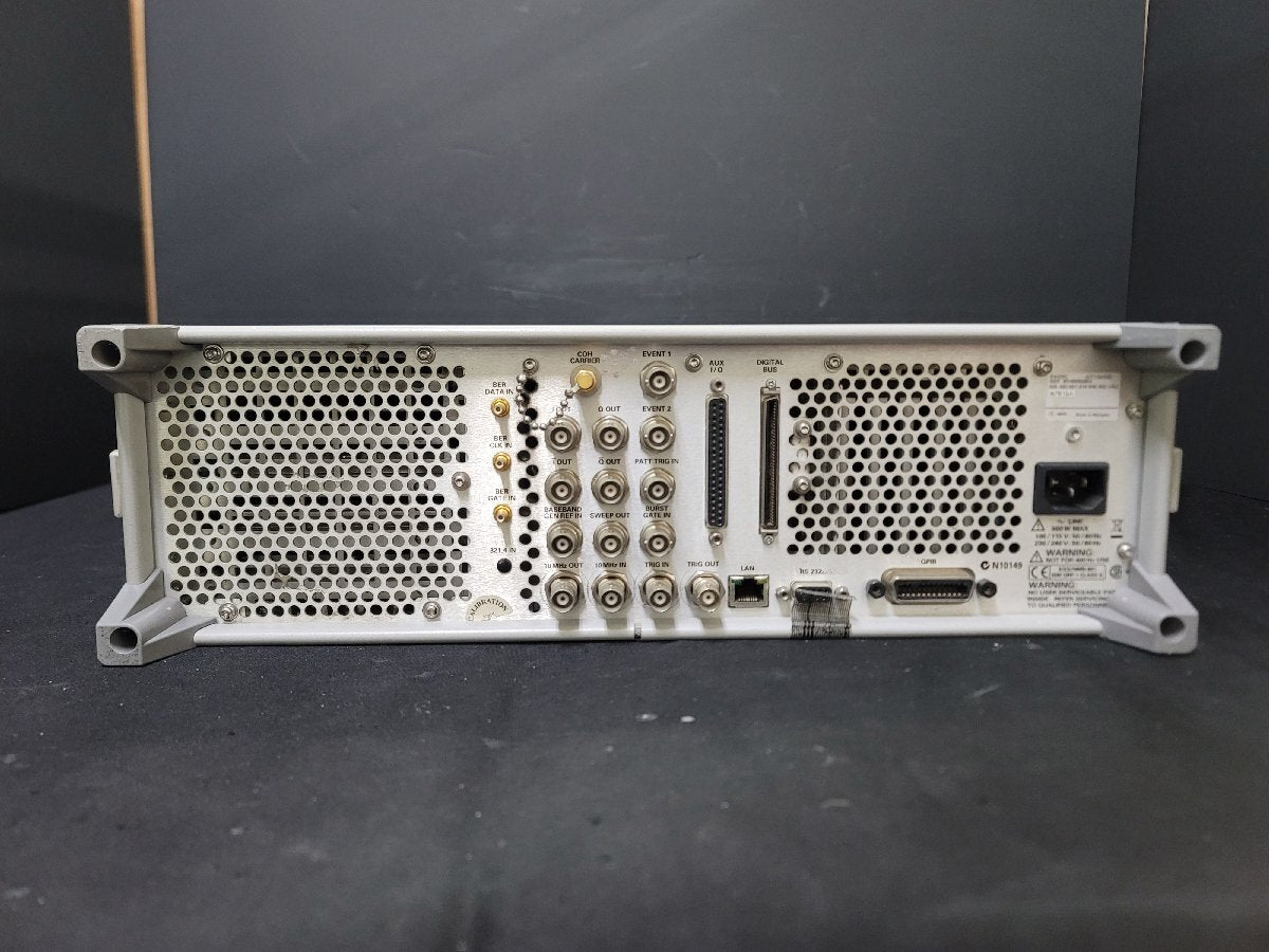 Agilent E4438C Vector Signal Generator 250kHz-6GHz (for parts) [t1198615343]