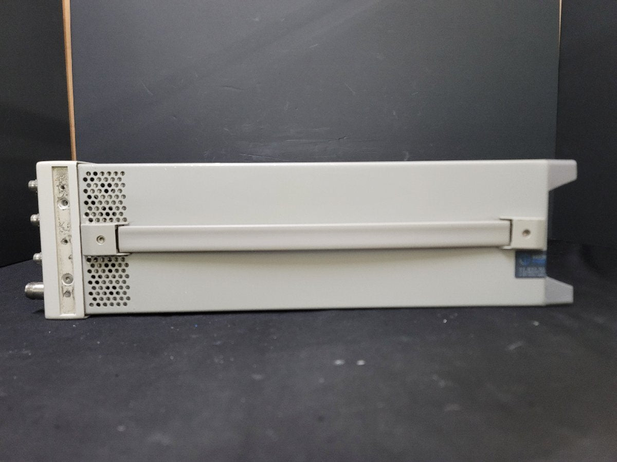 Agilent E4438C Vector Signal Generator 250kHz-6GHz (for parts) [w1198627603]