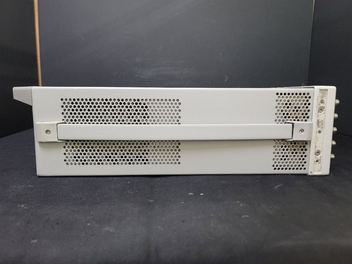 Agilent E4438C Vector Signal Generator 250kHz-6GHz (for parts) [w1198627603]
