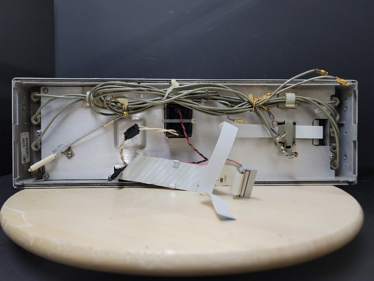 Agilent E4437B 250 kHz - 4 GHz Front Panel [p1198728416]