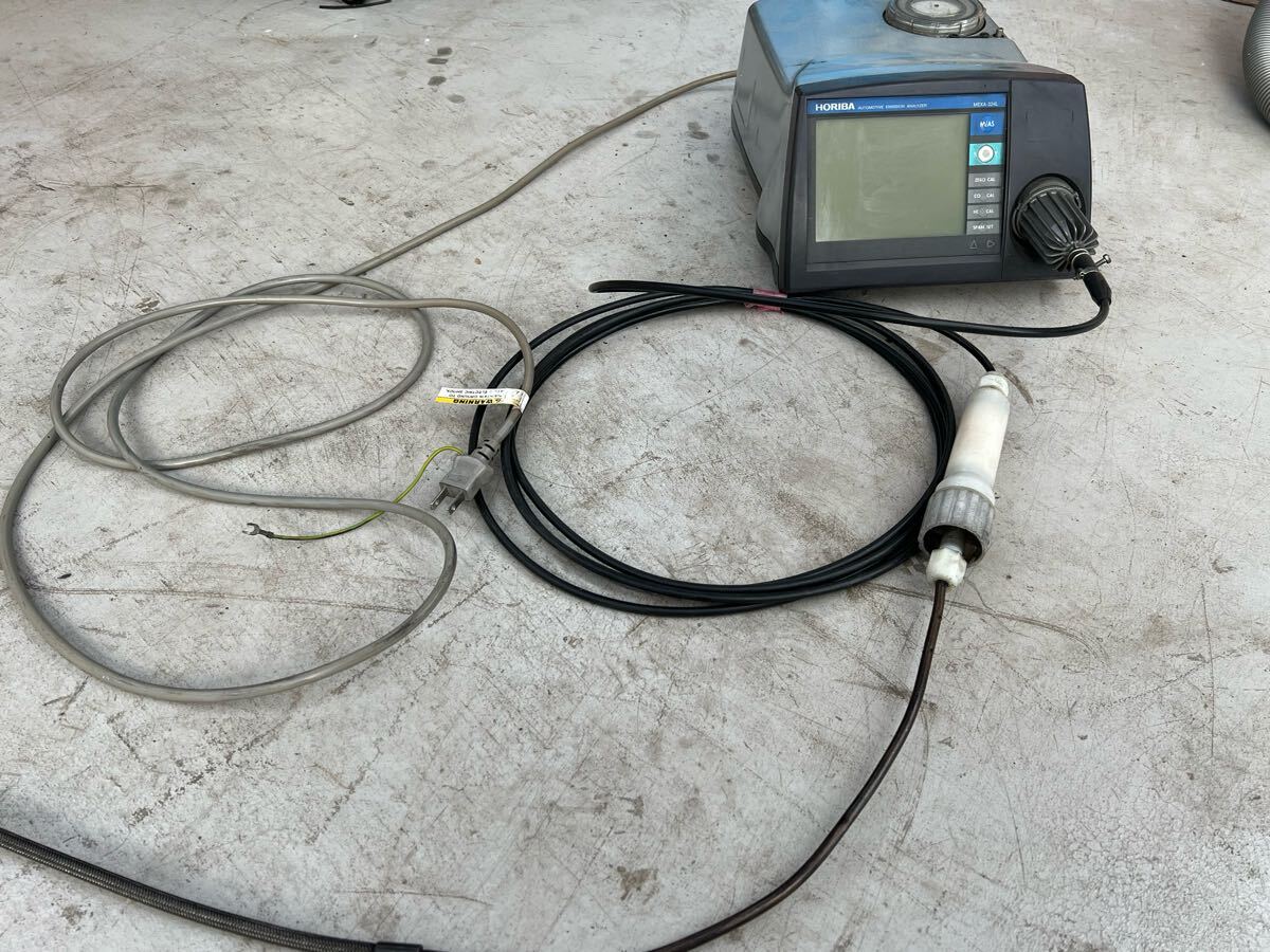 HORIBA MEXA-324L Automotive Exhaust Gas Tester HC Measuring Instrument [s1198783973]