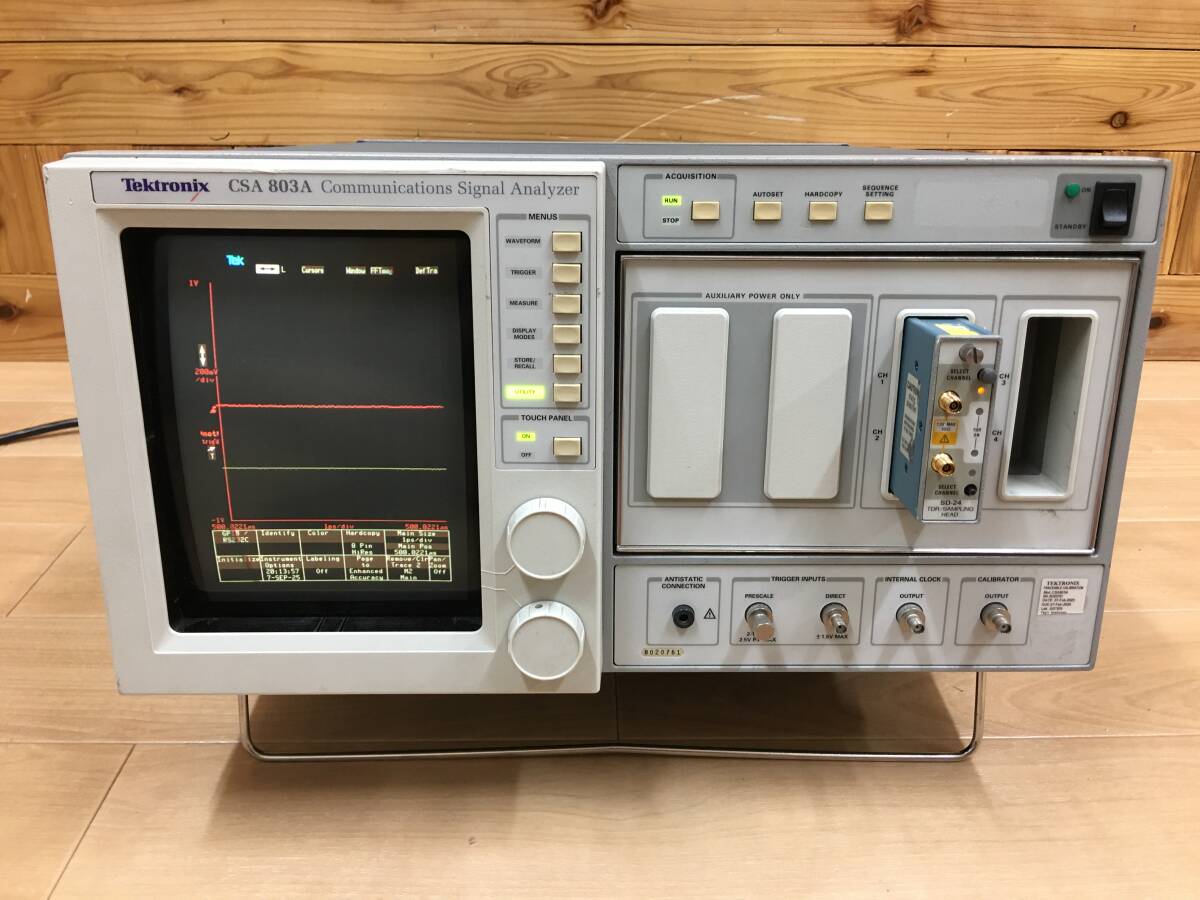 Tektronix CSA 803A Signal Analyzer with SD-24 TDR Sampling Head [r1199281434]