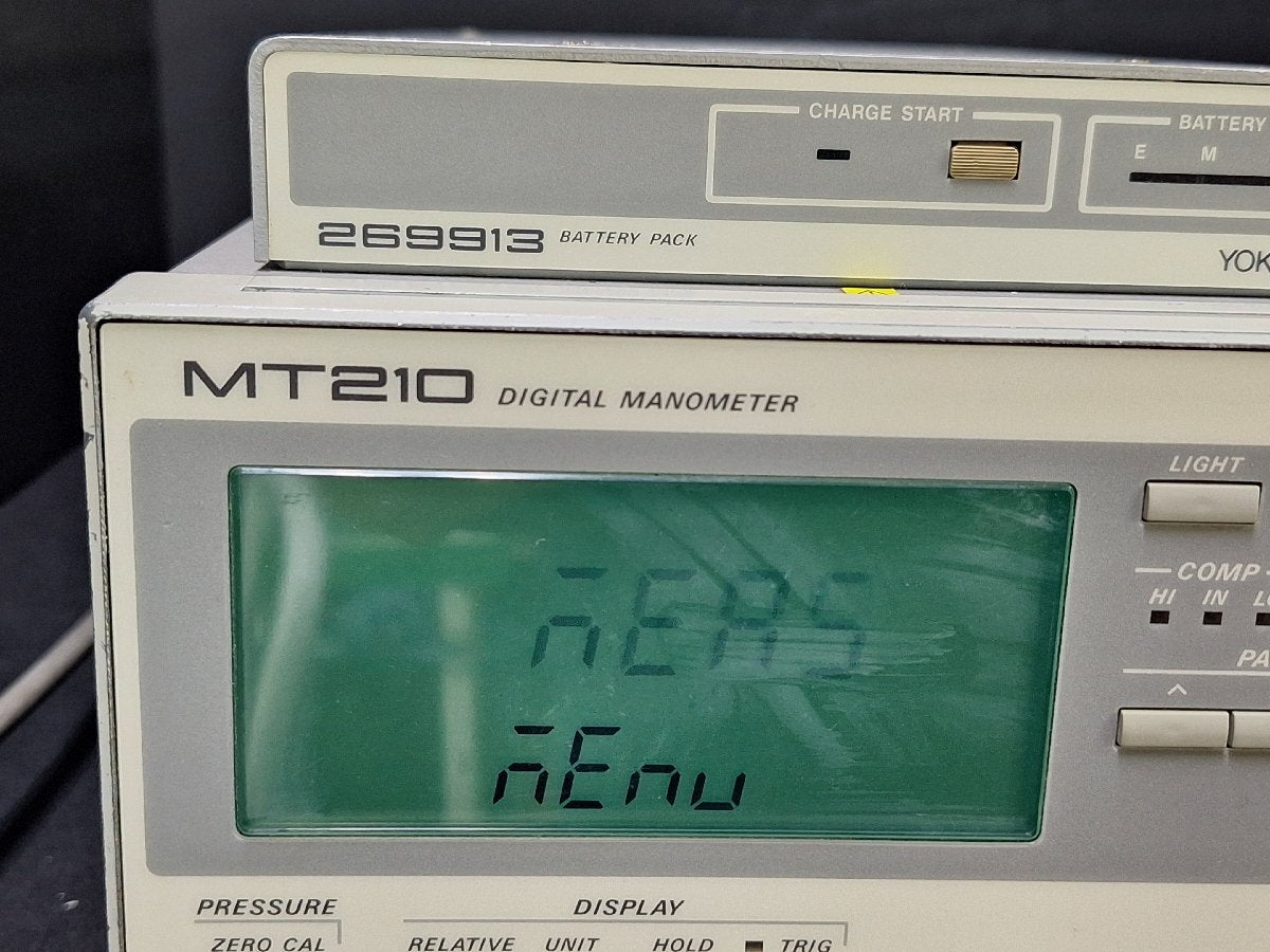 Yokogawa MT210 Digital Manometer with Battery Pack 767317-U3-C1-P1-M/DA [k1200274888]