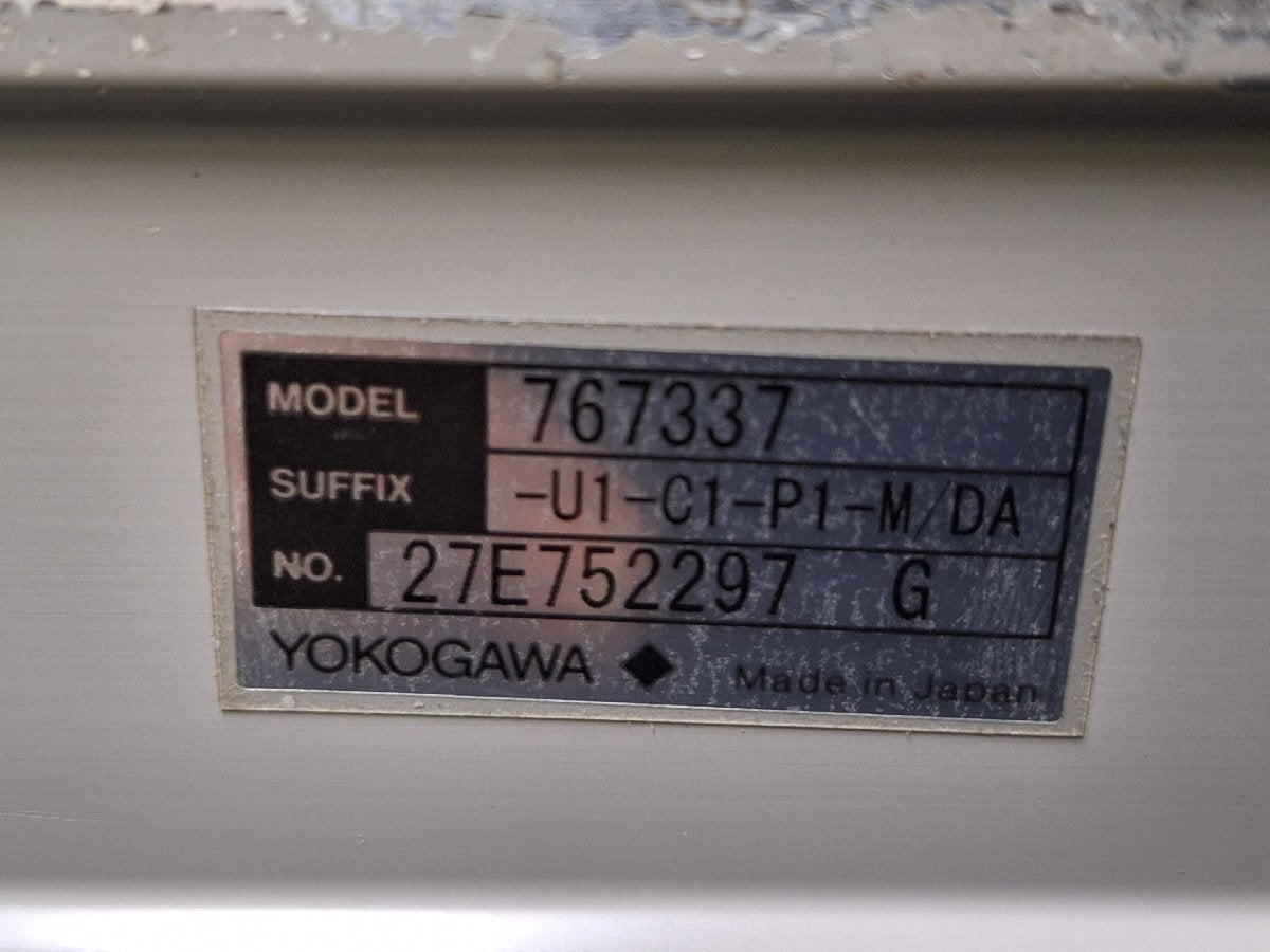 Yokogawa MT210F Digital Manometer with 269913 Battery Pack [c1200272197]