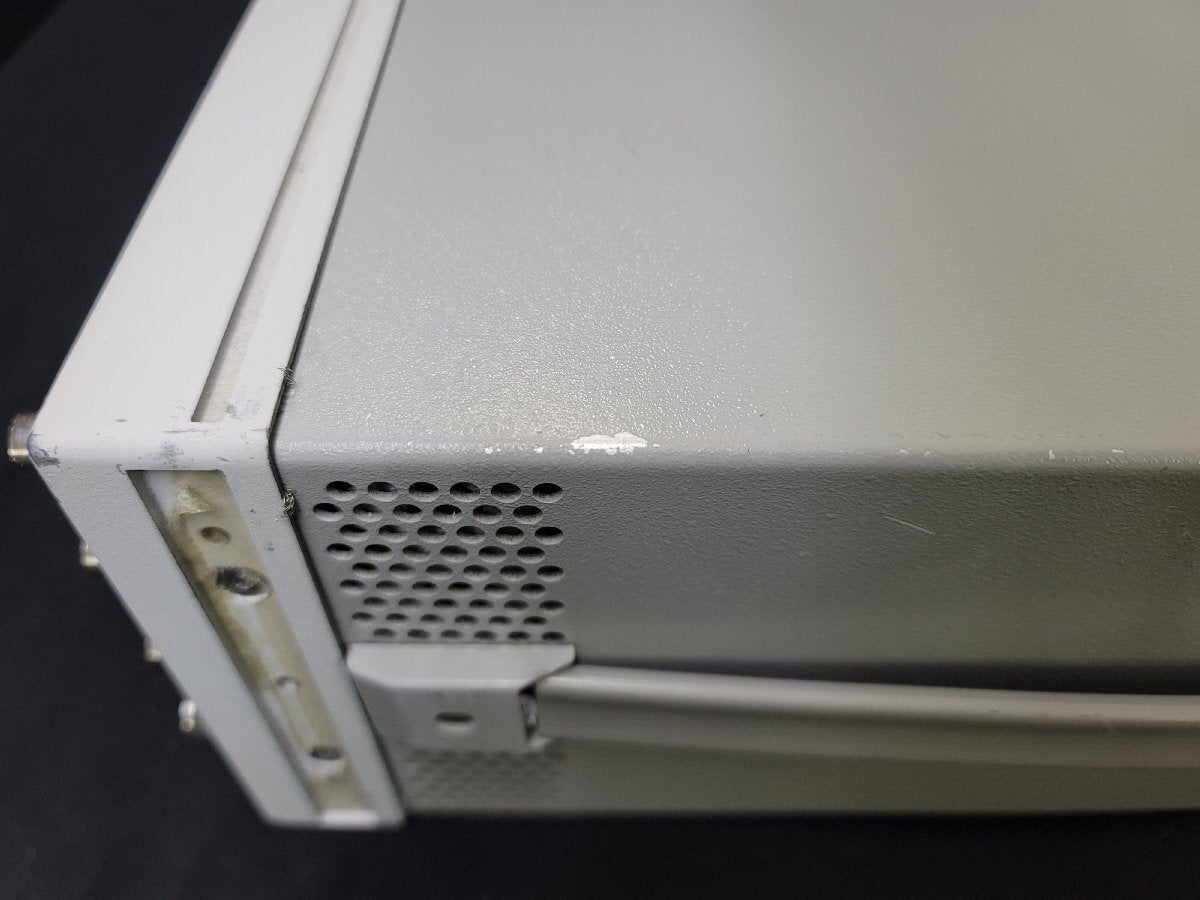 HP E4421B Analog RF Signal Generator 250kHz-3GHz (as-is) [r1200519475]