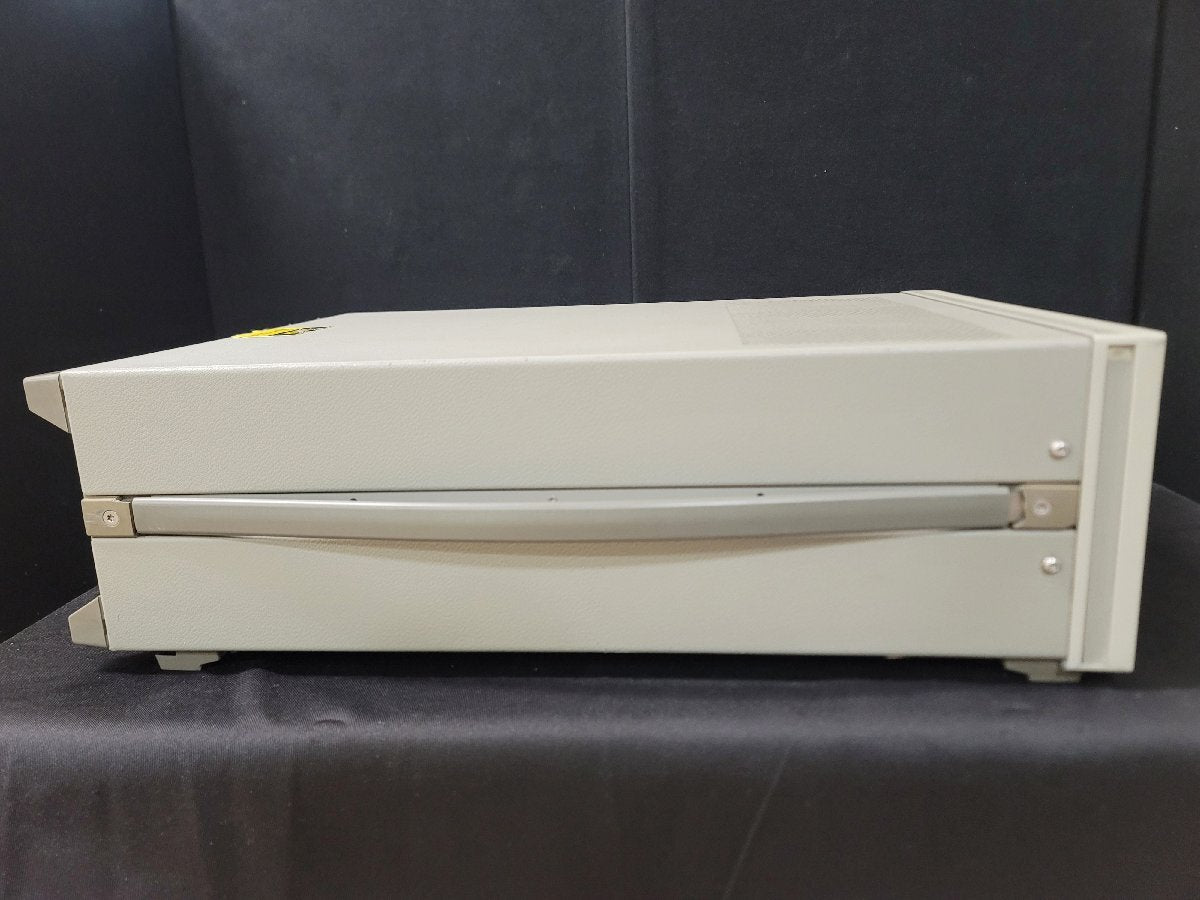 HP 8665B Synthesized Signal Generator 100kHz-6GHz [c1201496484]
