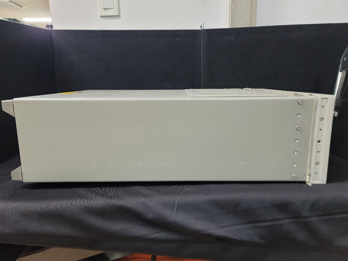 HP 8665B Synthesized Signal Generator 100kHz-6GHz [r1201615649]