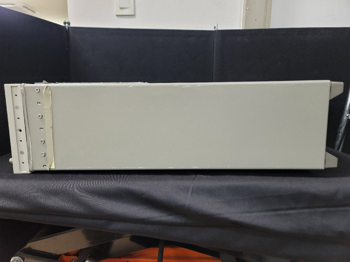 HP 8665B Synthesized Signal Generator 100kHz-6GHz [r1201615649]