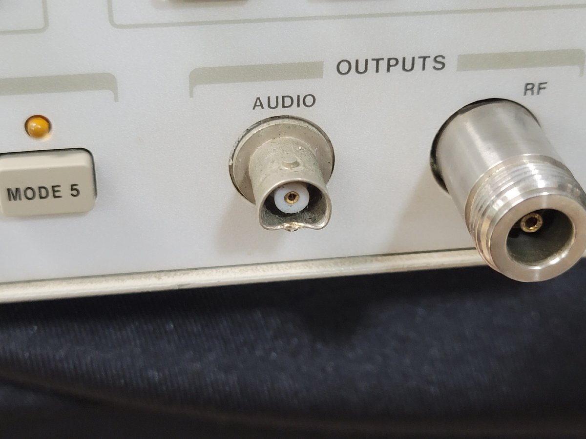 HP 8664A Synthesized Signal Generator 100kHz-3GHz (as-is) [g1203780186]