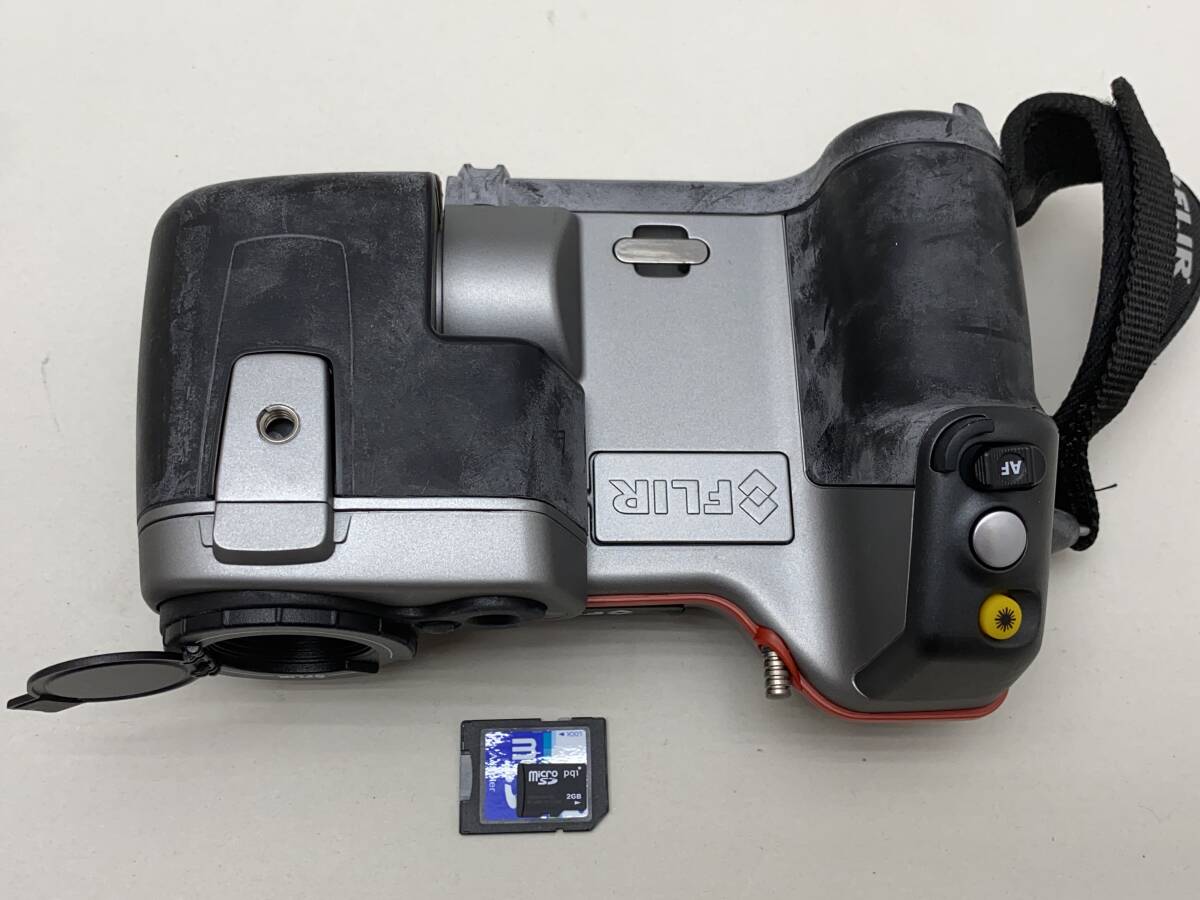 FLIR T335 Infrared Thermal Imaging Camera with Case [t1203866771]