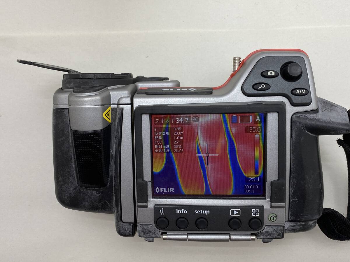 FLIR T335 Infrared Thermal Imaging Camera with Case [t1203866771]