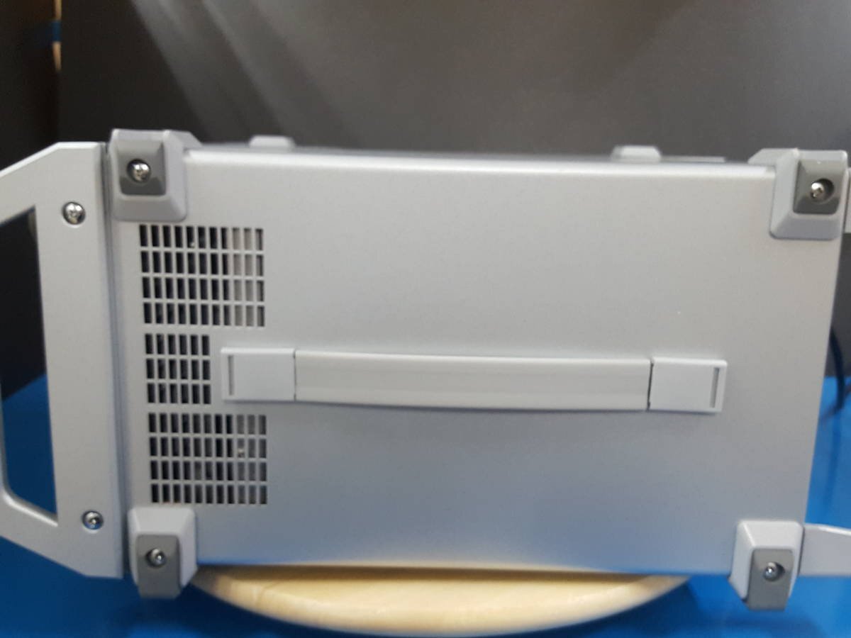 Anritsu MS2690A Signal Analyzer 50Hz-6GHz [t1204161040]