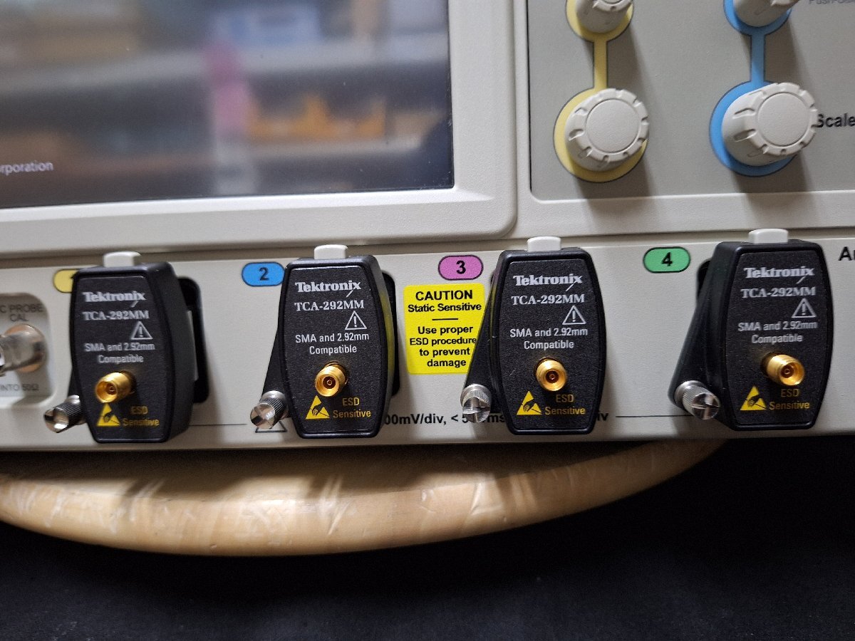 Tektronix MSO70404C Mixed Signal Oscilloscope 4GHz 25GS/s 4CH [j1204780906]