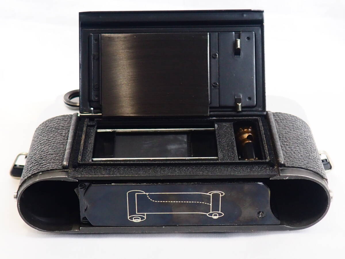 Leica M3 Rangefinder Film Camera Silver 990000 Series [l1205292317]