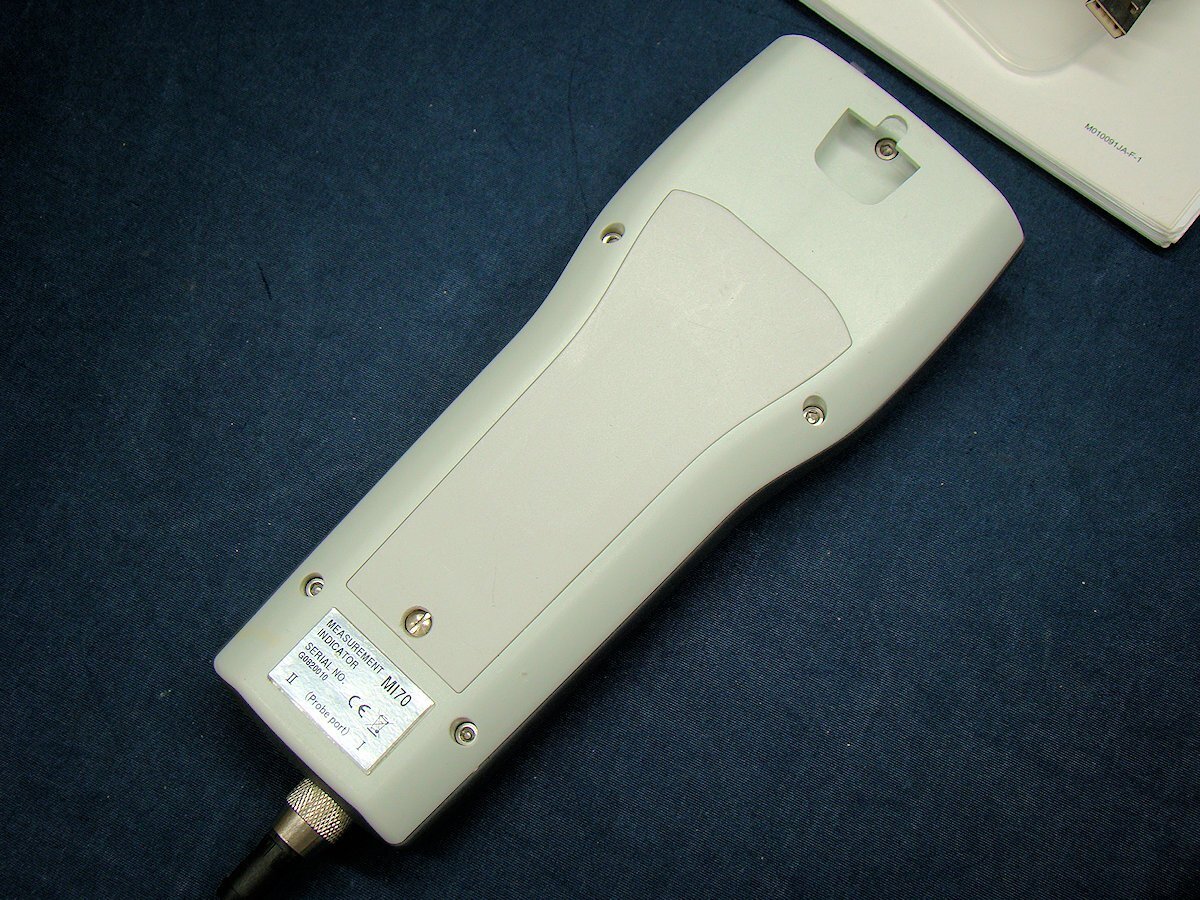 VAISALA DM70 Dew Point Thermometer Indicator MI70 Probe DMP74B [e1205667732]
