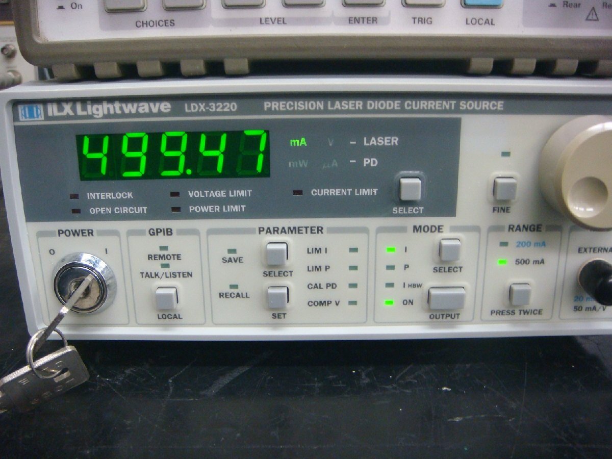 ILX LDX-3220 Laser Diode Current Source 10V 500mA [v1205935452]