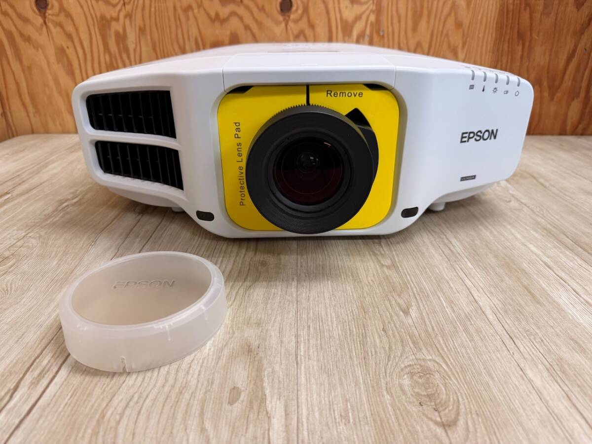 EPSON EB-G7000W Business Projector 6500 Lumens [u1206875427]