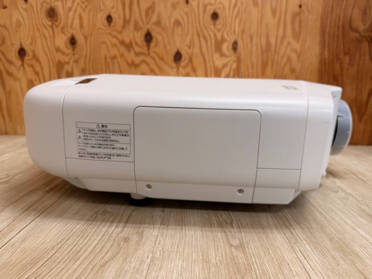 EPSON EB-G7000W Business Projector 6500 Lumens [u1206875427]