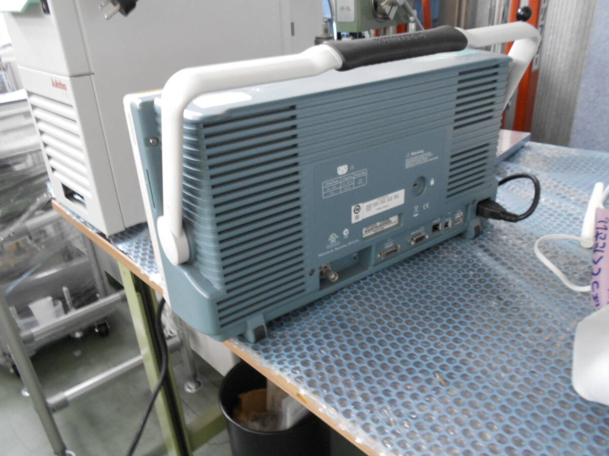 Tektronix DPO4034 Digital Oscilloscope [v1207116162]