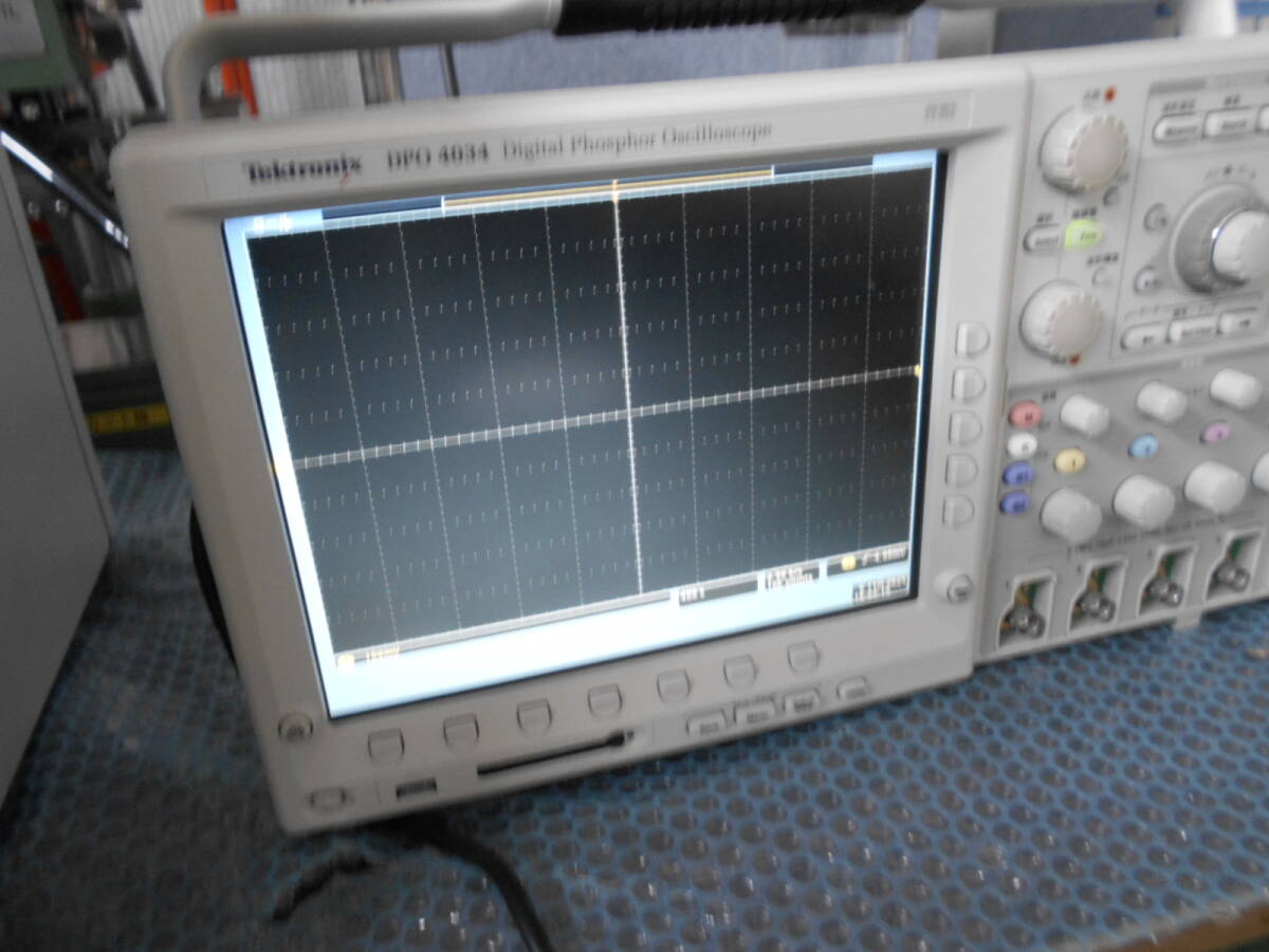 Tektronix DPO4034 Digital Oscilloscope [v1207116162]