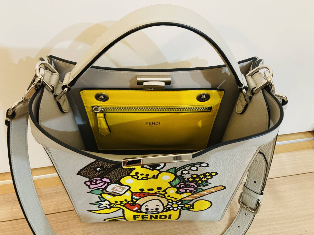 FENDI Peekaboo X-Light Small Handbag [r1207154027]
