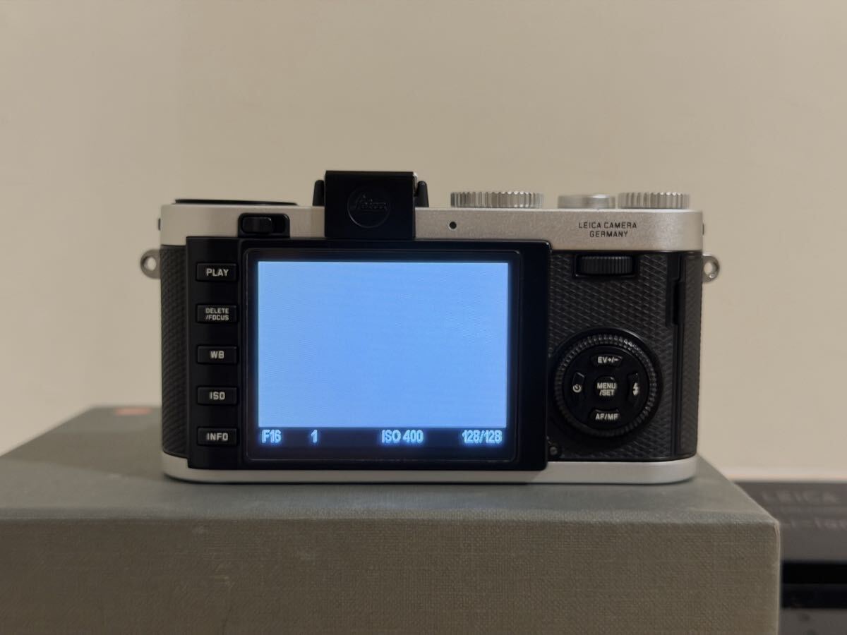 LEICA X2 APS Compact Digital Camera [p1207601926]