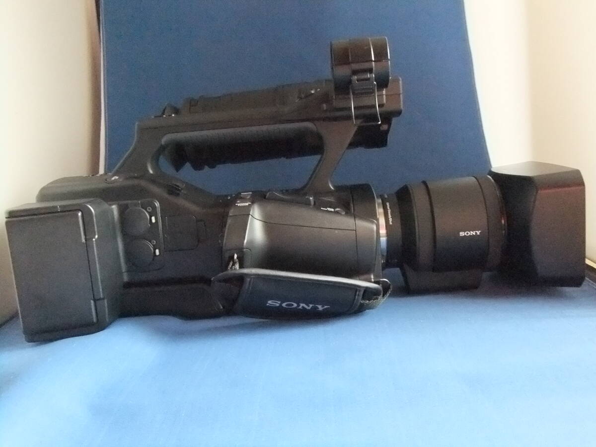 Sony NEX-EA50JH HD Camera with Electric Zoom [r1208038346]