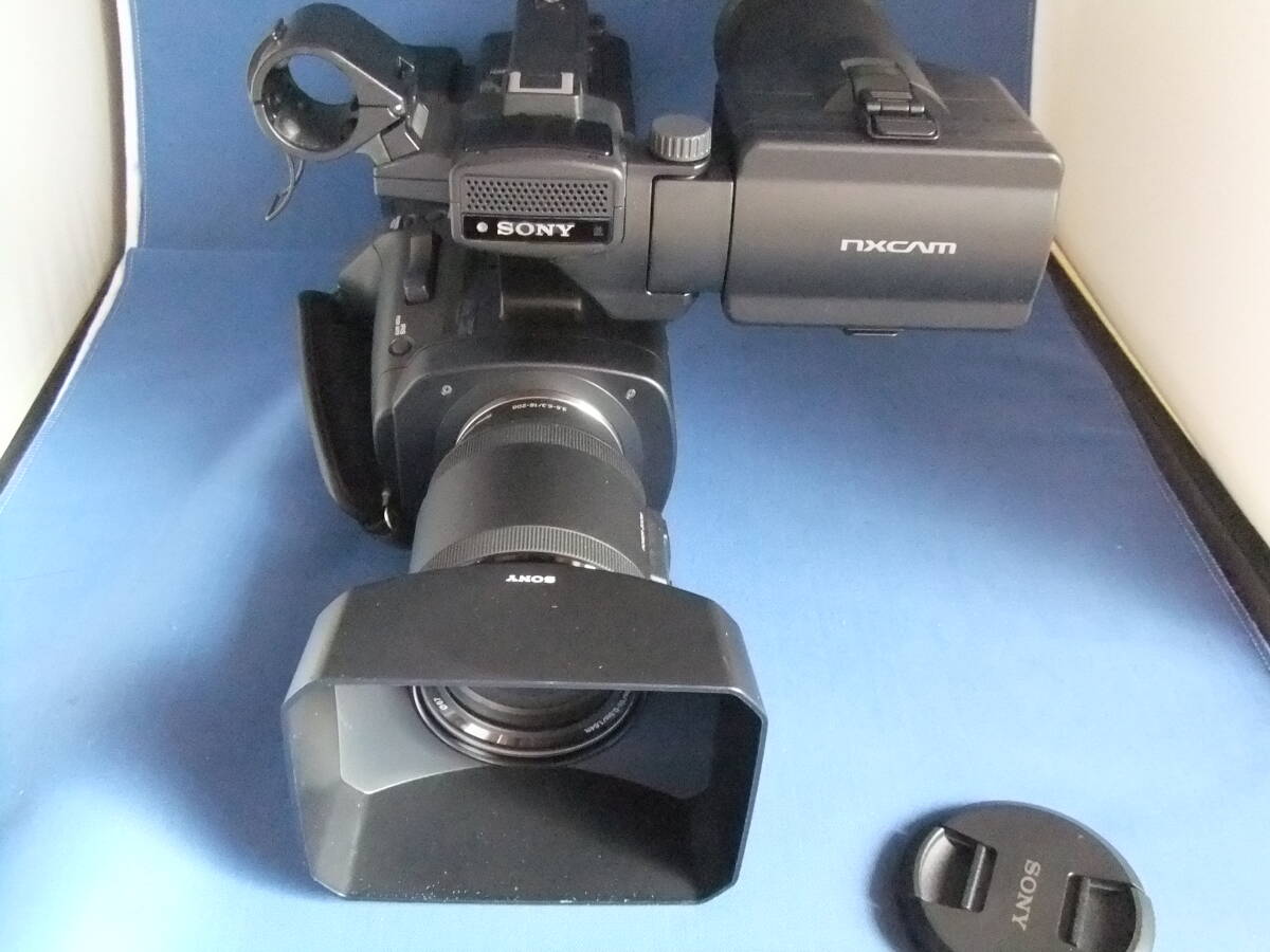 Sony NEX-EA50JH HD Camera with Electric Zoom [r1208038346]