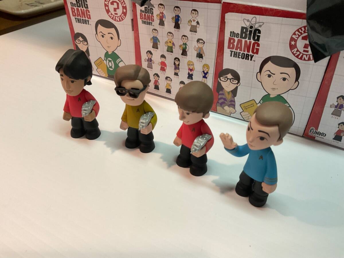 Funko Mystery Mini Big Bang Theory Star Trek Sheldon Leonard Howard Raj New [t1208093740]