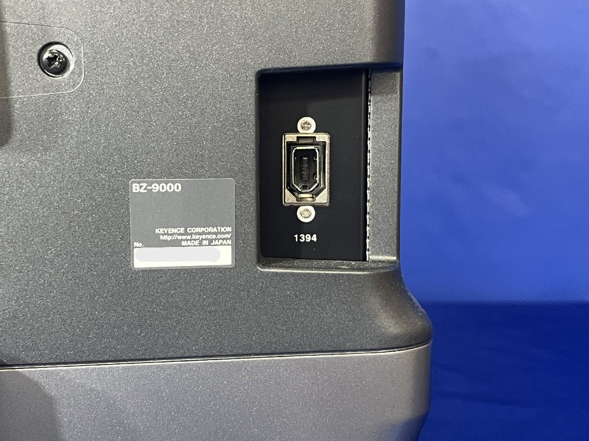 KEYENCE BZ-9000 Fluorescence Microscope [u1208190609]