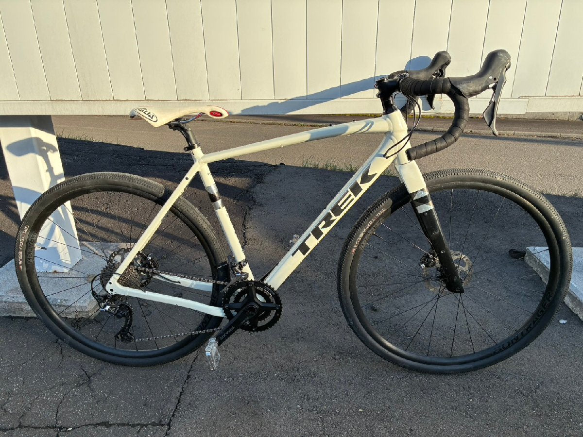 Trek Checkpoint ALR 5 Aluminum Frame Gravel Road Bike 22-speed Medium 530mm [t1208165347]