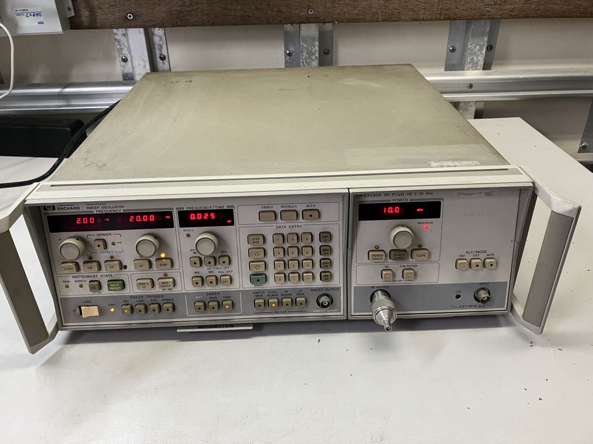 HP 8350B Signal Generator [j1208182577]