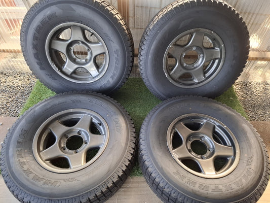 MAXTREK TREK M7 LT 235/85R16 10PR Studless Tire [t1208580044]
