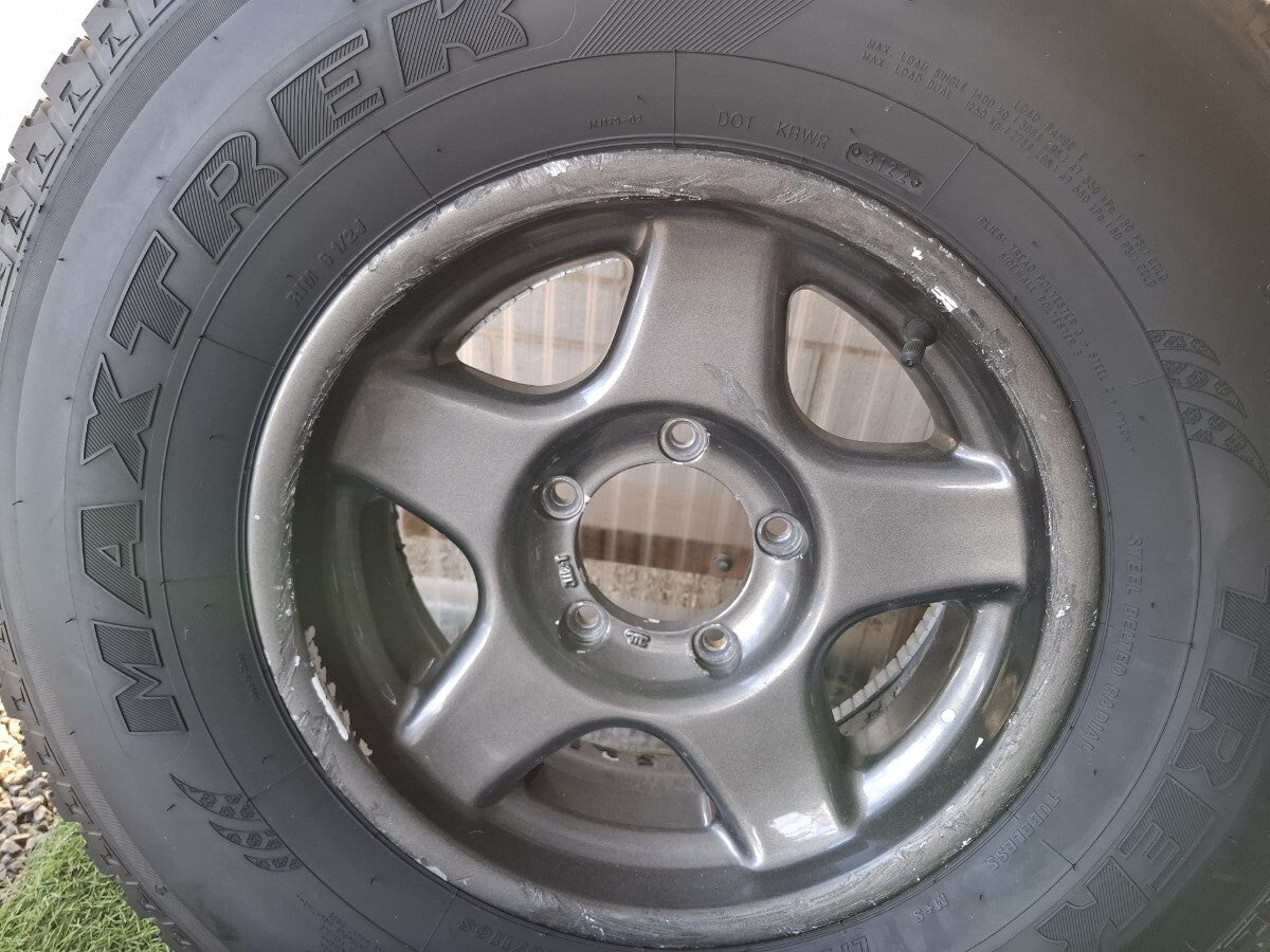 MAXTREK TREK M7 LT 235/85R16 10PR Studless Tire [t1208580044]