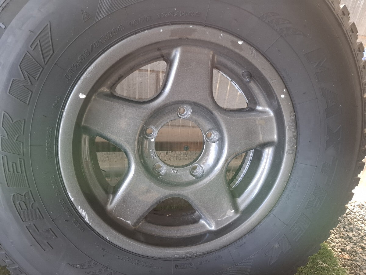MAXTREK TREK M7 LT 235/85R16 10PR Studless Tire [t1208580044]
