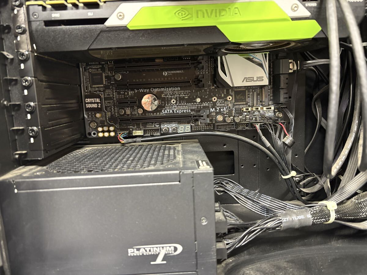 Diginnos Raytrek E5-2687W v4 Desk PC Computer with NVIDIA Quadro M6000 and 128GB Memory [s1208716403]