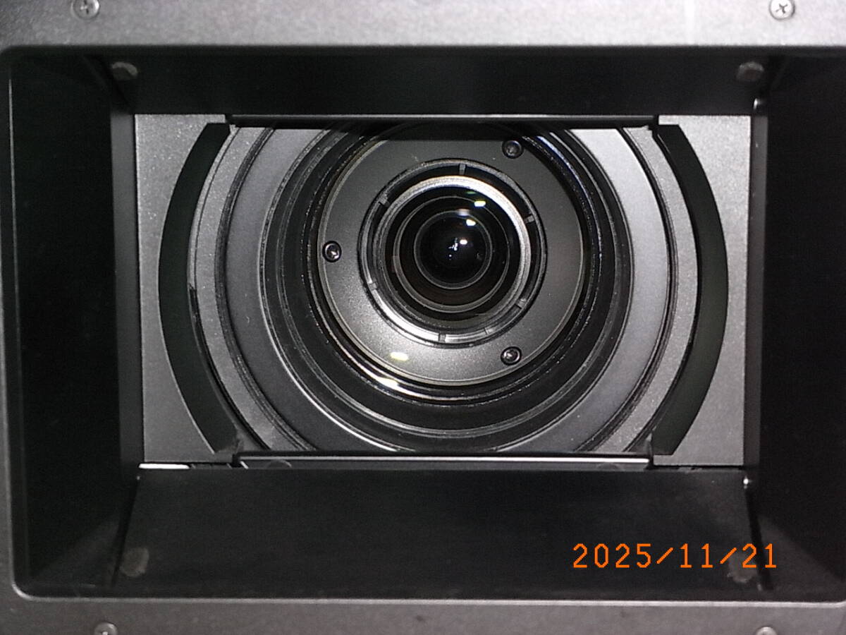 Sony HVR-S270J Video Camera Complete Set with HVR-MRC1, BC-L70, 2 Batteries [w1208707540]