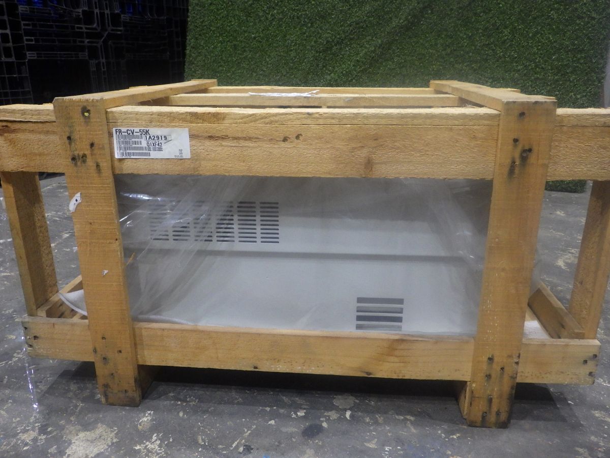 Mitsubishi Electric FR-CV-55K Power Regeneration Converter FREQROL A800 Series Inverter Option Three-Phase 200V 55kW [l1208985539]