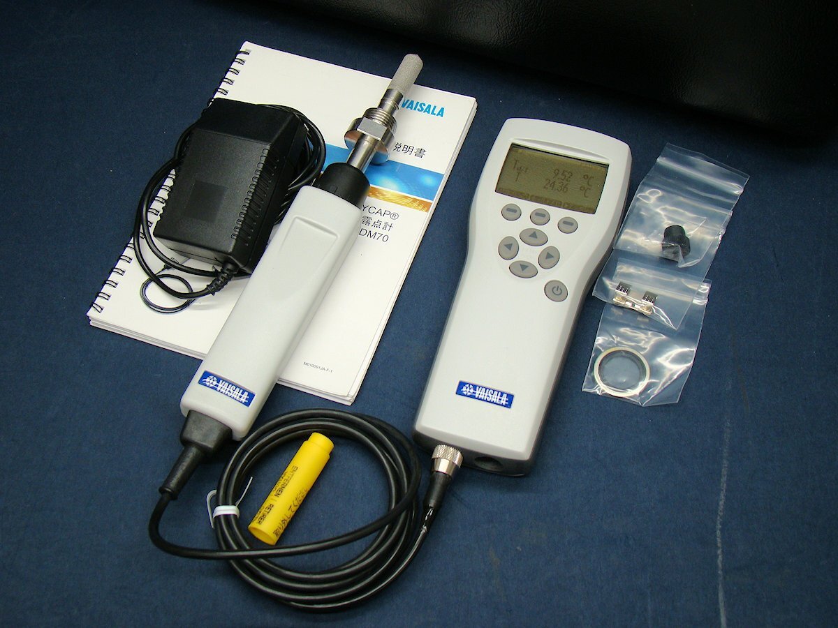 VAISALA DM70 Dew Point Thermometer Indicator MI70 Probe DMP74A [n1210003923]
