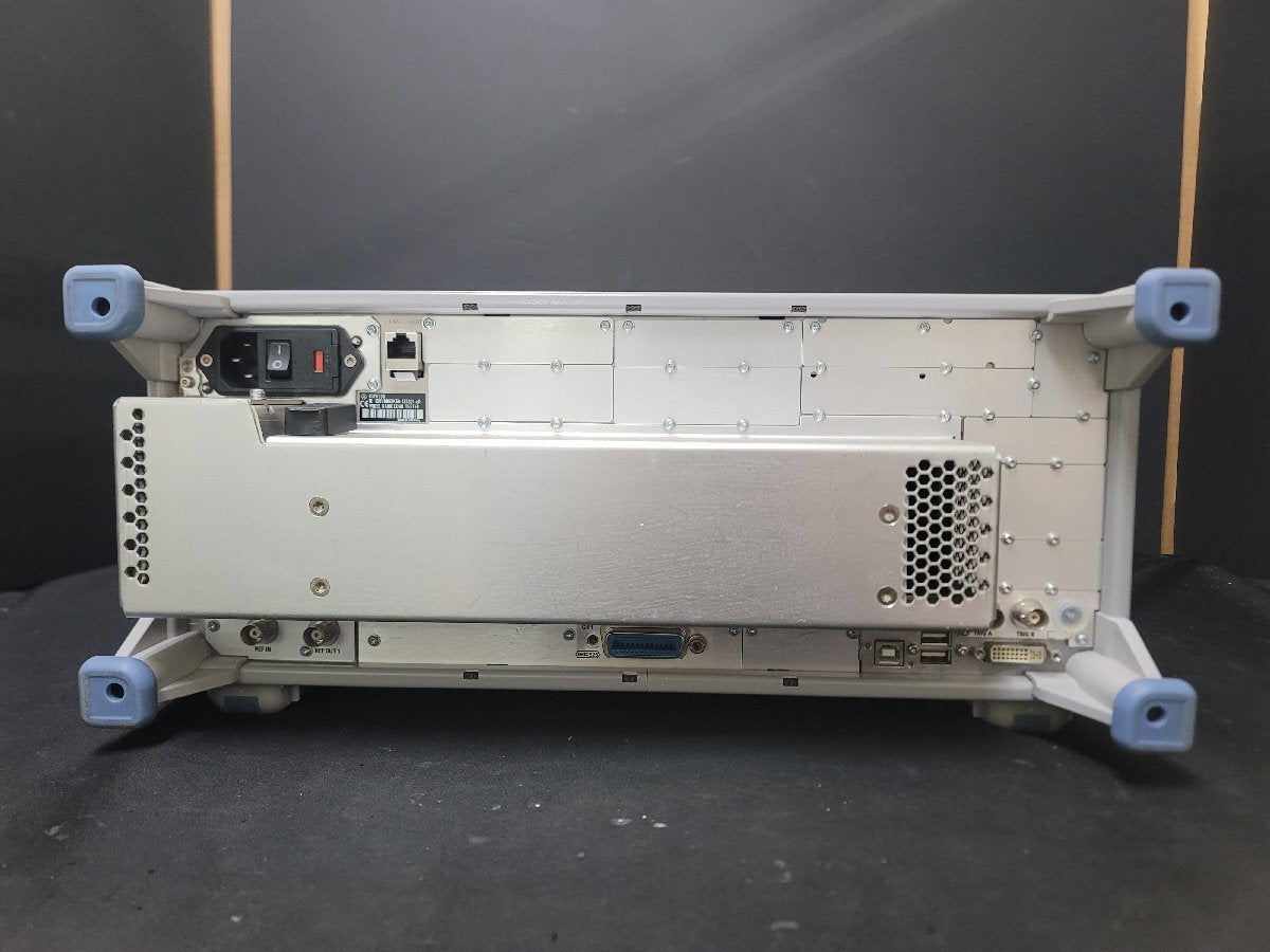 NBC R&S CMW500 Wideband Radio Communication Tester [s1210016173]