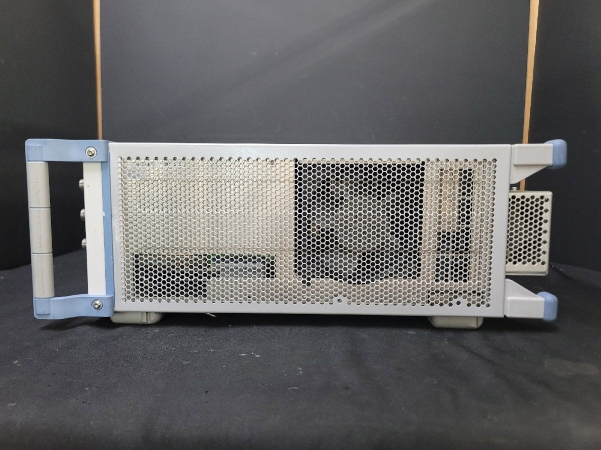 NBC R&S CMW500 Wideband Radio Communication Tester [b1210025468]