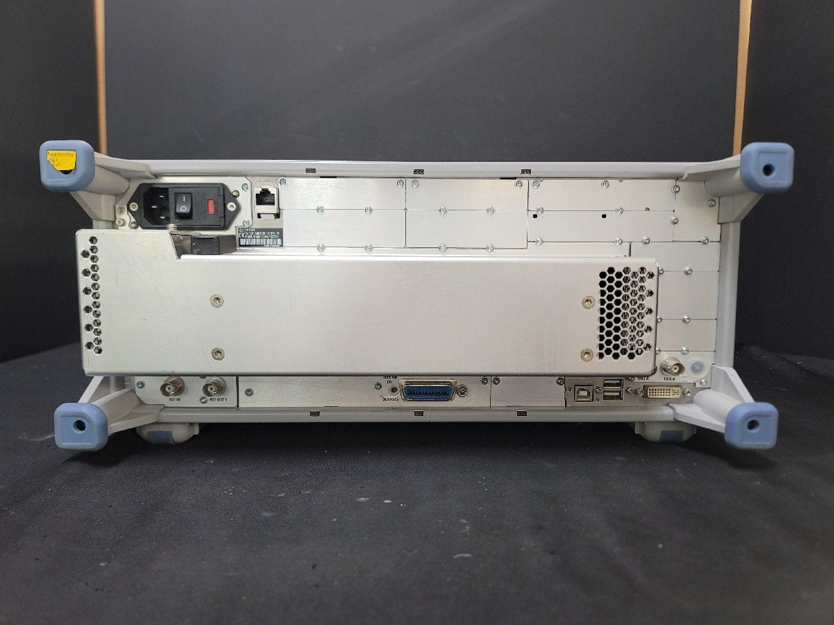 NBC R&S CMW500 Wideband Radio Communication Tester [e1210013730]