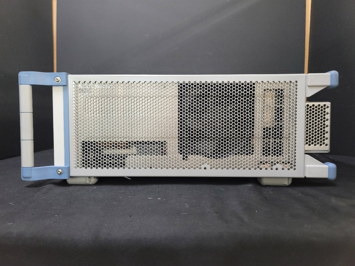 NBC R&S CMW500 Wideband Radio Communication Tester [e1210013730]