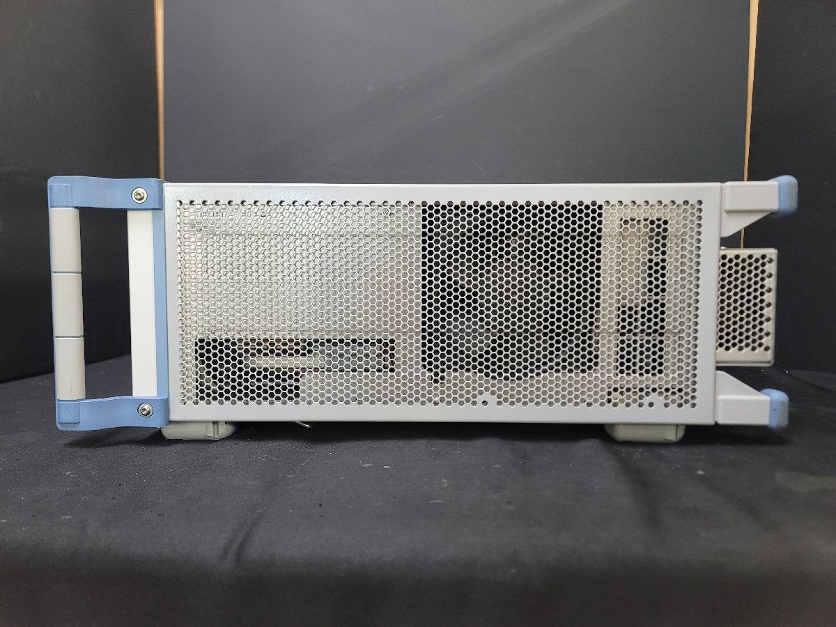 NBC R&S CMW500 Wideband Radio Communication Tester [t1210005992]