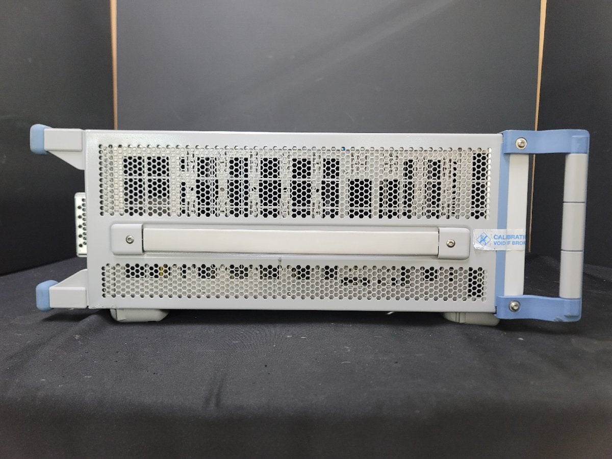 NBC R&S CMW500 Wideband Radio Communication Tester [t1210005992]