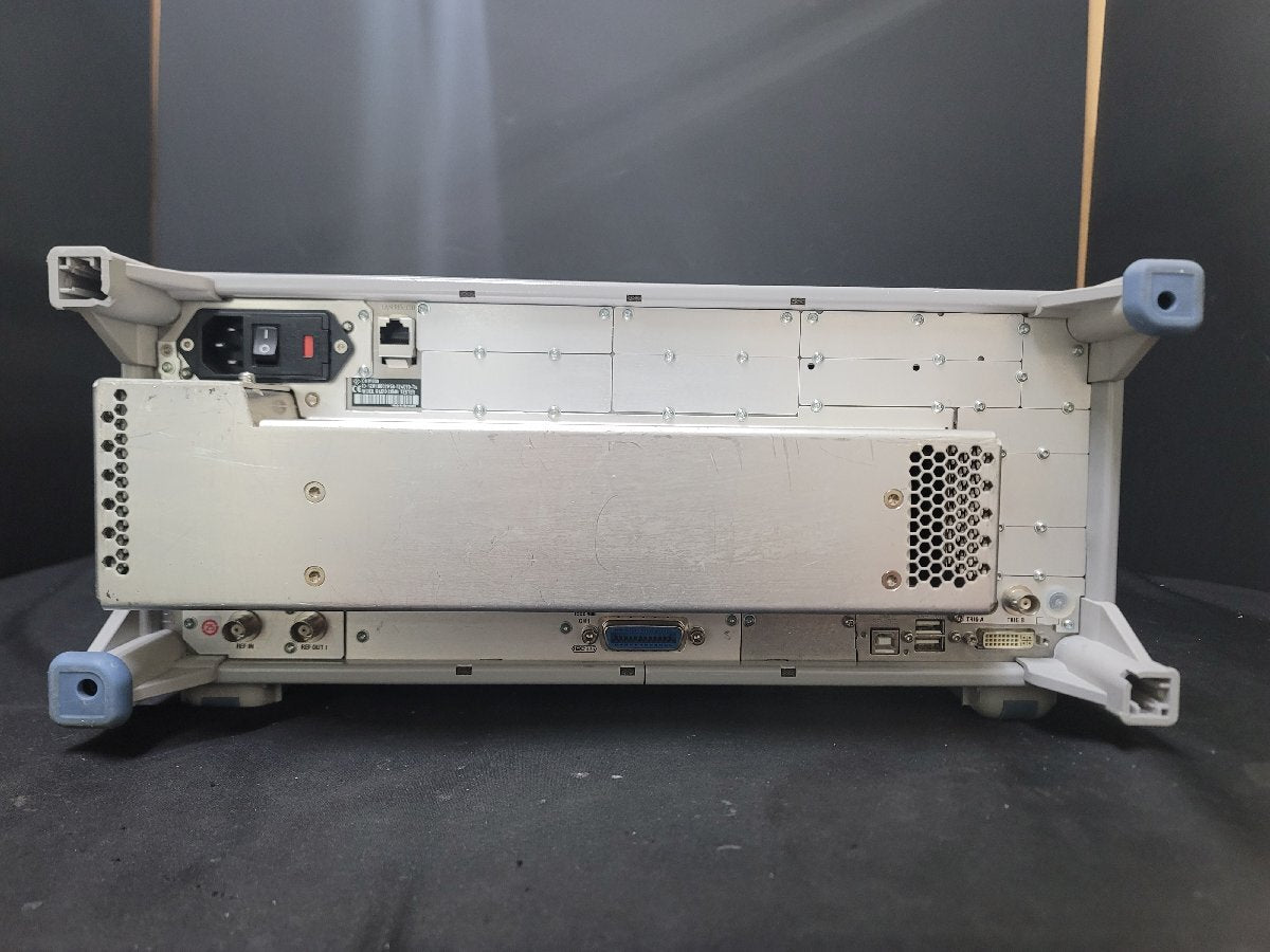 NBC R&S CMW500 Wideband Radio Communication Tester [r1210018001]