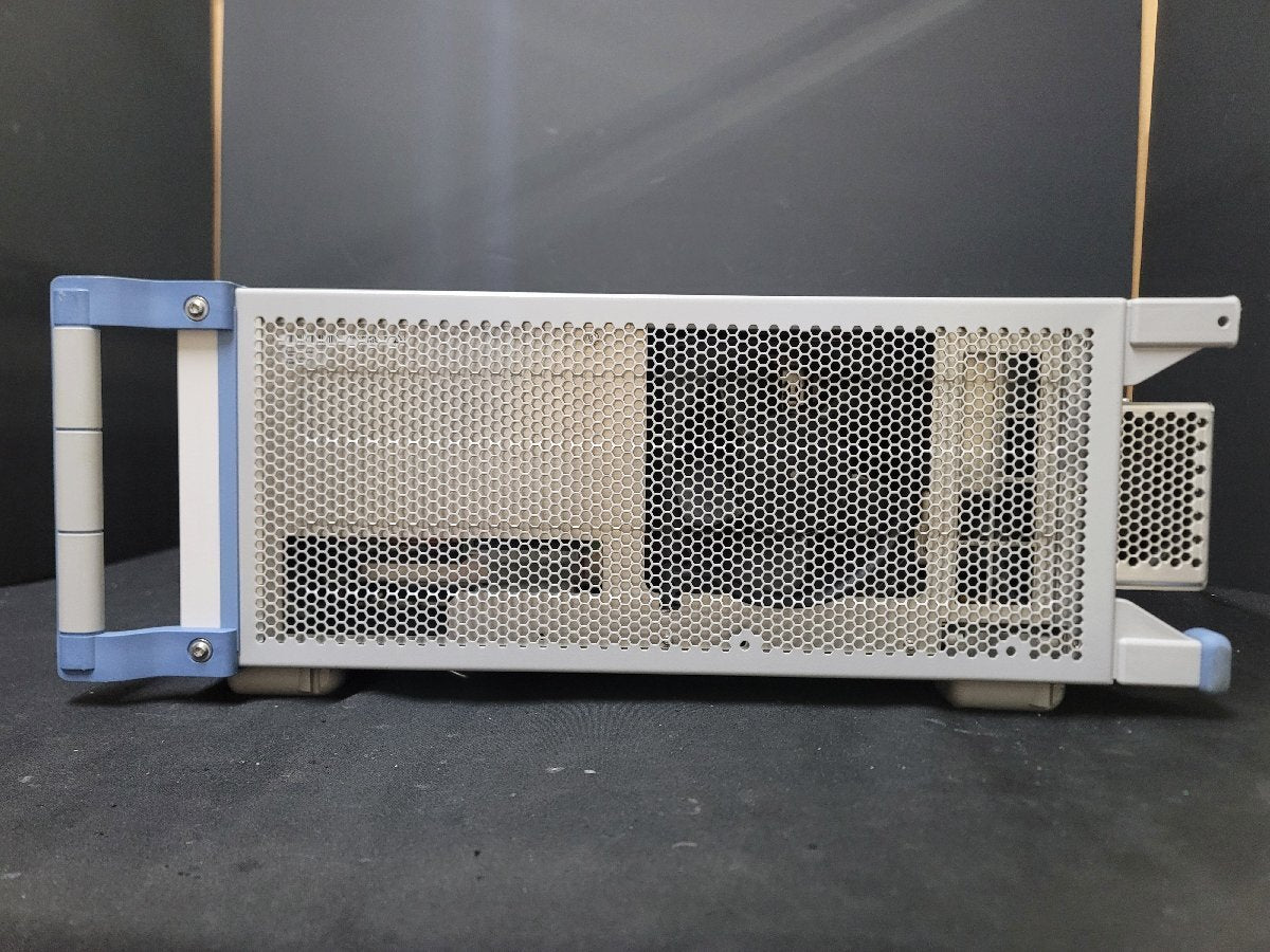 NBC R&S CMW500 Wideband Radio Communication Tester [d1210032891]