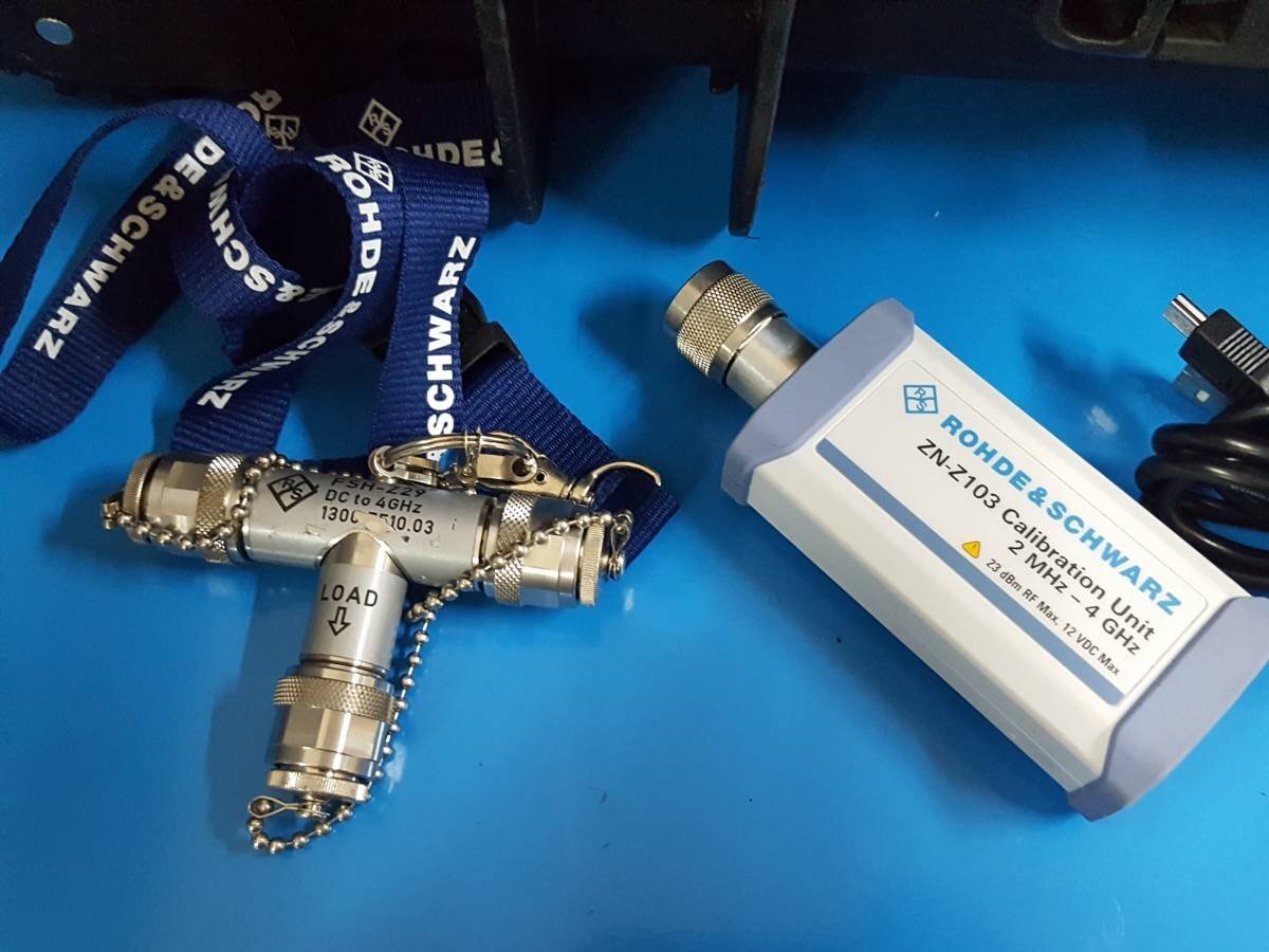 NBC R&S ZPH 4GHz Cable & Antenna Analyzer Opt. B4 ZN-Z103 FSH-Z29 Cal Kit [x1210043809]
